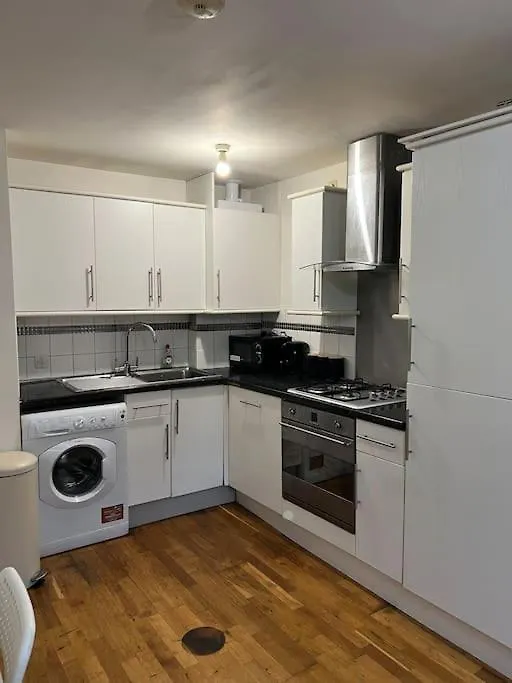 New Build 2 Bed Flat, London contacts